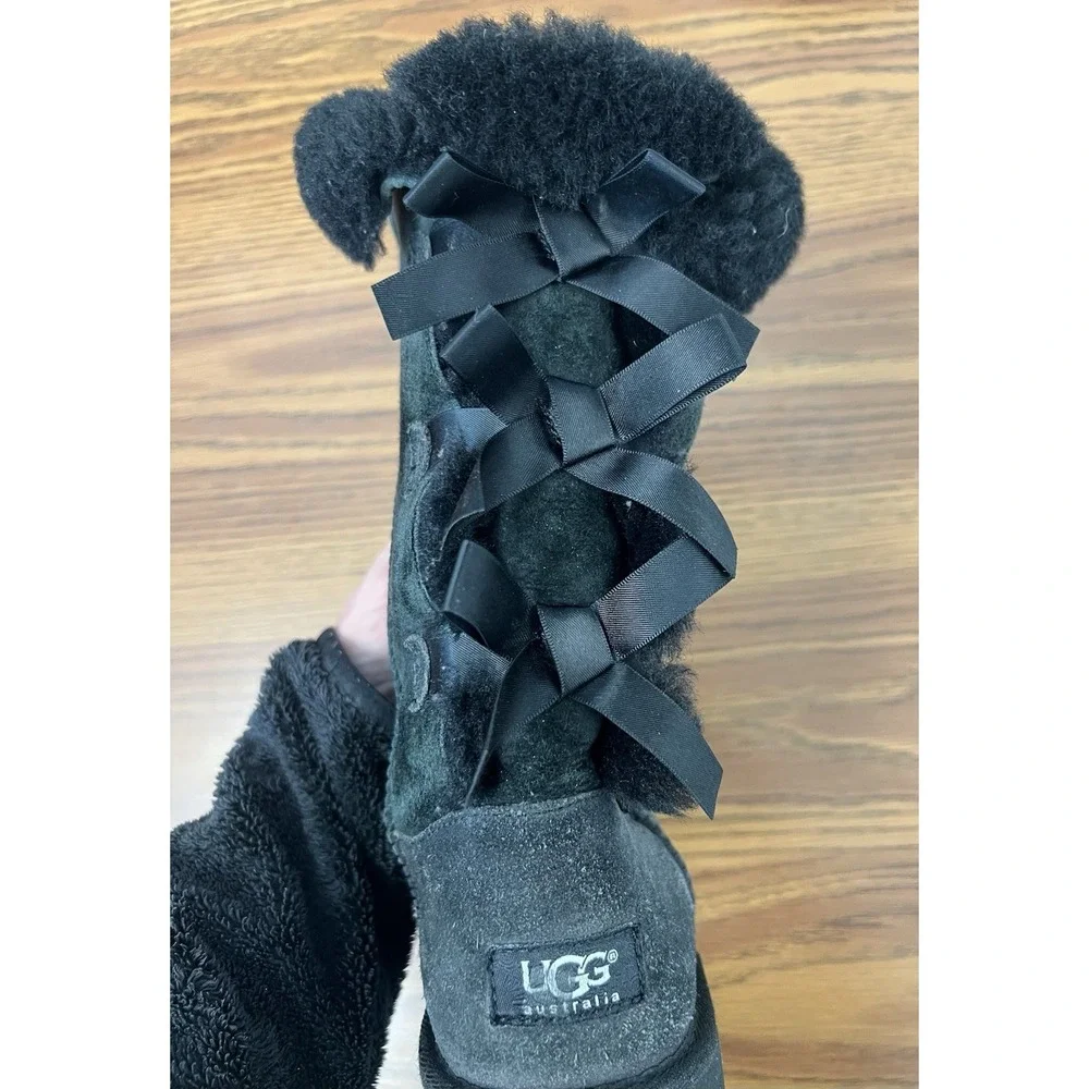 UGG Boots Youth 6 Bailey Bow Shearling Black Mid-Calf Casual Comfort Flats
